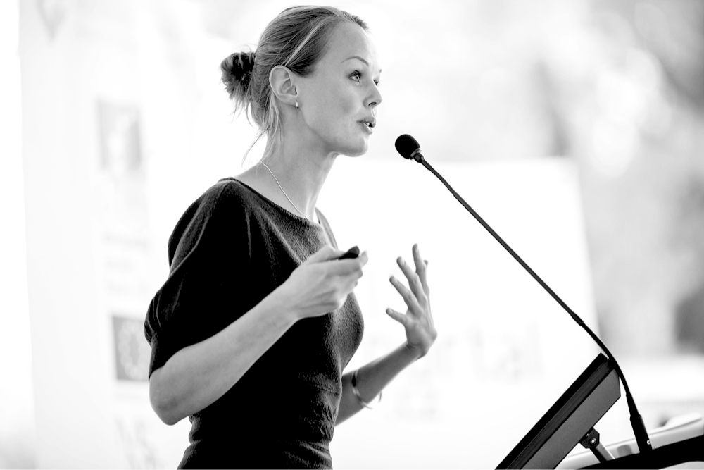 Public speaking dansk. Coaching ved stemmetræner Klaus Møller.