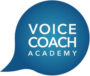 Voice Coach Academy logo. Uddannelse i København v. stemmecoach Klaus Møller